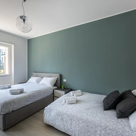 Appartamento Duomo - 6 Stops From Duomo, 5min From Station, Ac, Netflix, *